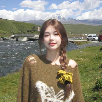 千钧。一发